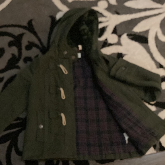 Small size winter jacket, only worn twice, just like new, excellent material - Picture 3 of 3